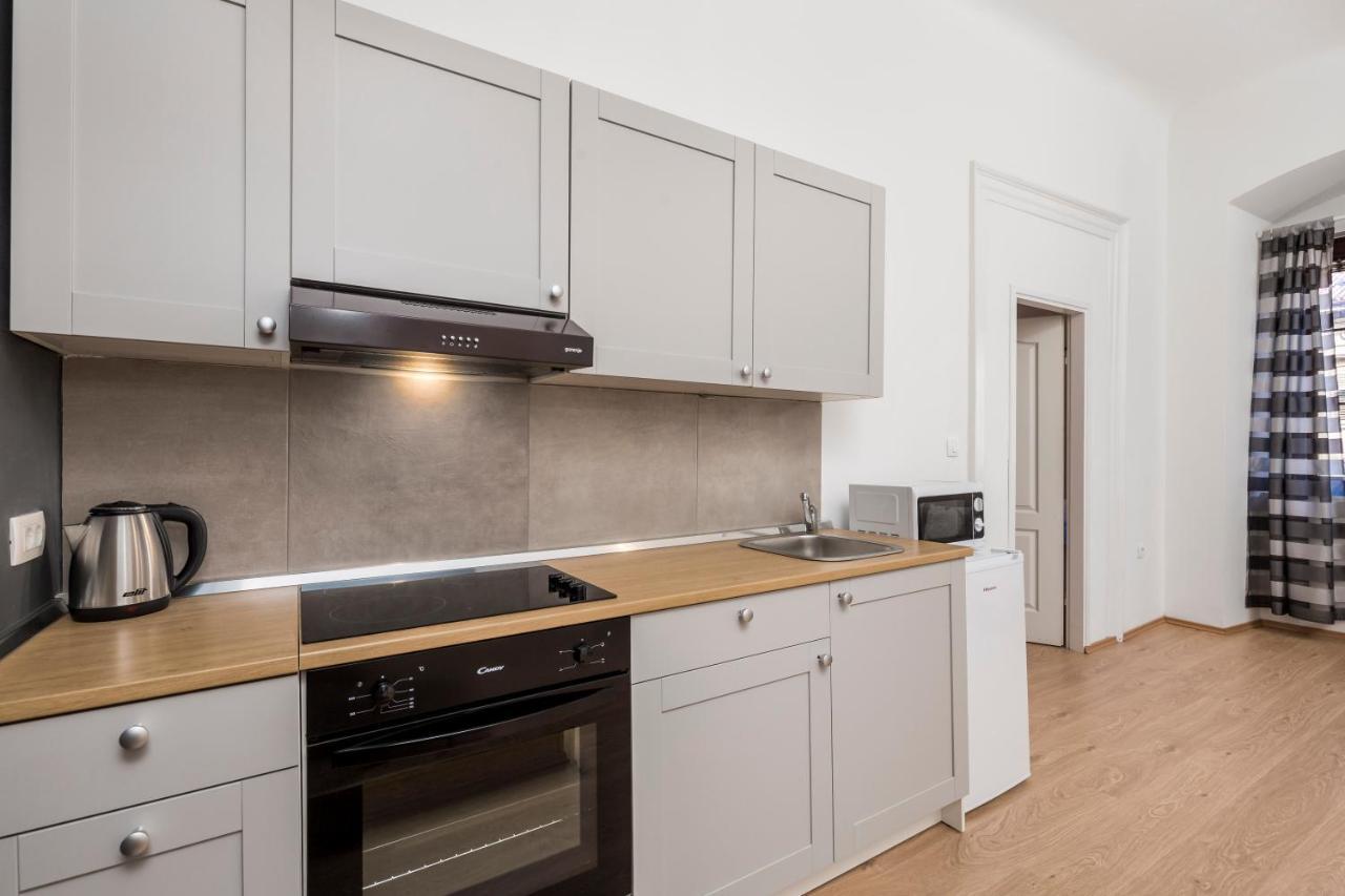 Apartment Doris Fiume Esterno foto